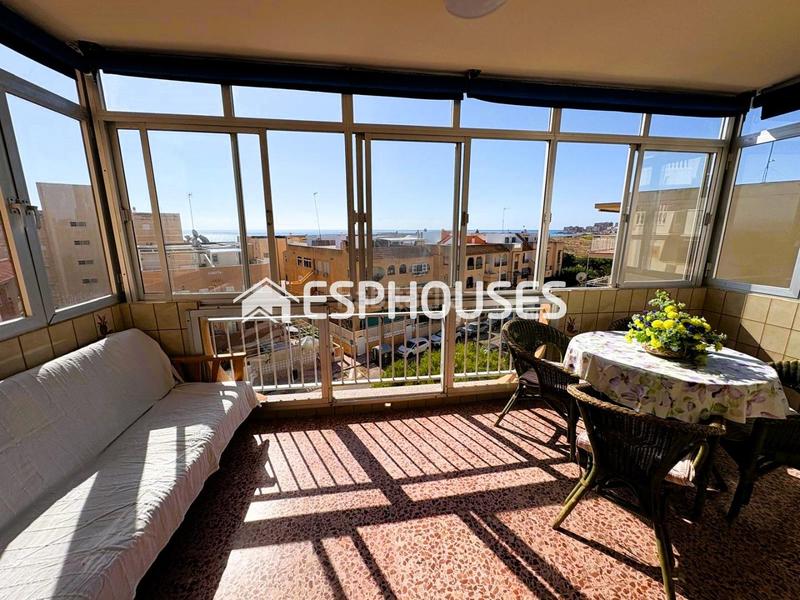 Foto 33533501-4298-466c-87c2-36dc92ef537a. Appartement mit parking in Los Europeos Torrevieja