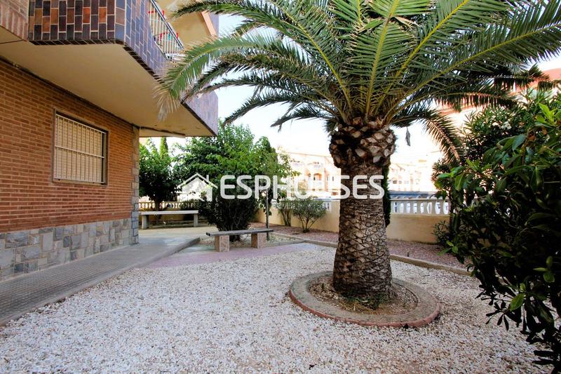 Foto a050e421-8ca4-4b4a-ad82-b90a826bdc40. Appartement mit parking in Los Europeos Torrevieja