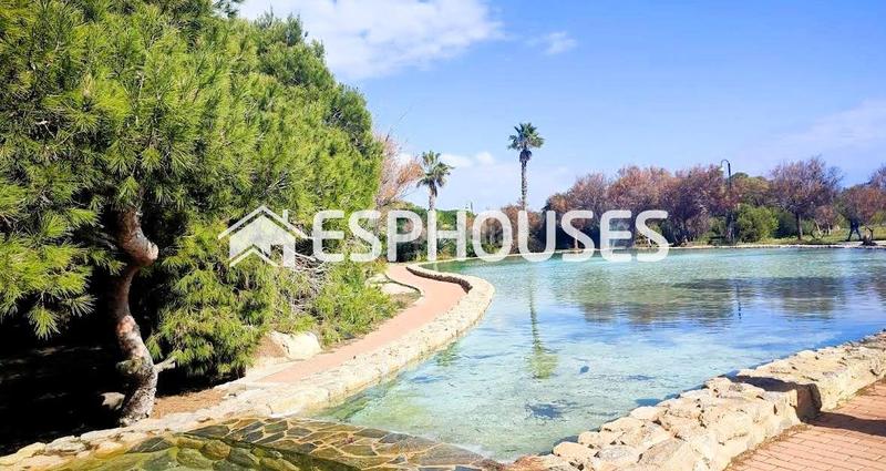 Foto c930b8ef-3ccb-42a8-b333-6b7dd8045cfa. Appartement mit parking in Los Europeos Torrevieja