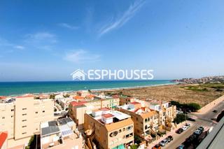 Apartamento en Los Europeos. Vivienda de 2 dormitorios con encanto en la mata  torrevieja, a