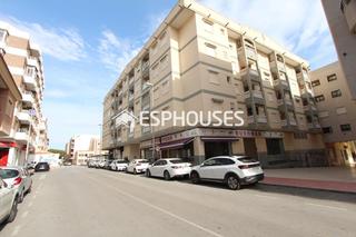 Apartament a Pueblo. Apartamento con ascensor cerca de todos los servicios en guardam