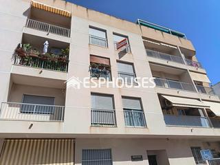 Pis a Pueblo. Soleado y amplio apartamento en el centro de guardamar del segur