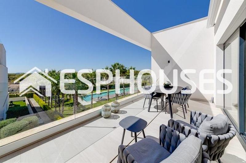 Foto 483bc346-8344-4e41-903e-6ffc0cd8146e. Àtic amb aparcament piscina a Lomas de Campoamor - Las Ramblas Orihuela