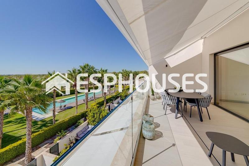 Foto e561196a-f1e9-4456-b38b-5e37c13778ef. Àtic amb aparcament piscina a Lomas de Campoamor - Las Ramblas Orihuela