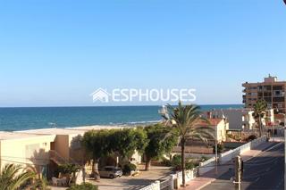 Apartament a Guardamar Playa. Encantador apartamento en segunda línea de la playa de guardamar