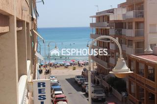 Apartament a Pueblo. A 50 metros de la playa