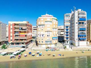 Apartament a El Acequión. Piso de 3 dormitorios en primera línea de la playa del acequión,