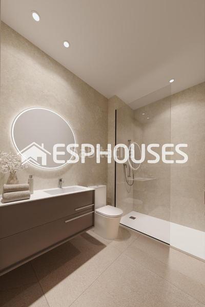 Foto 9f780537-ac40-48fb-abe5-a4a549383f64. Penthouse in rio muni 5 in Florida Baja Alicante