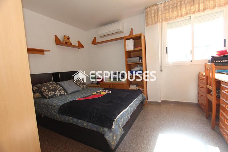 Foto 93242fc2-cff3-48f2-83a8-4e8e533ea57b. Casa amb aparcament piscina a Rebolledo Alicante