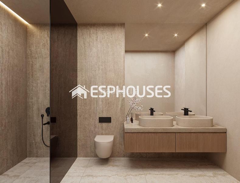 Foto b6bf3cf4-7f15-4178-8907-f870a7d9f20c. Haus mit pool in La Fustera Benissa