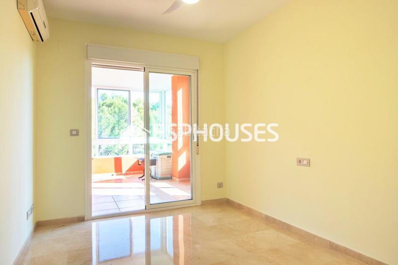 Foto 991aad74-4e61-4086-a6b8-00c196d9b606. Pis amb aparcament piscina a Altea la vella Altea