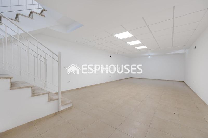 Foto 812b9a8d-6e18-4cac-93e9-46c9de0917d7. Towny house with parking pool in San Fulgencio