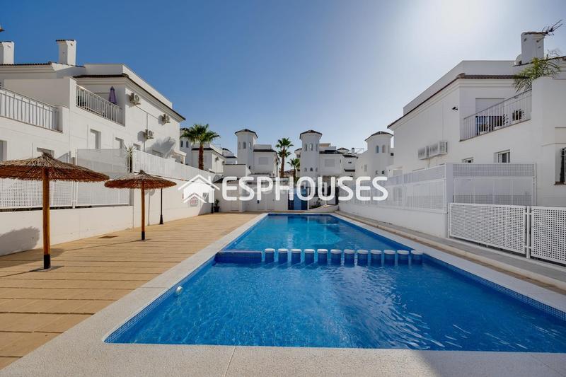 Foto d75e0c13-6714-4d6f-827f-c1d89e4029a2. Towny house with parking pool in San Fulgencio