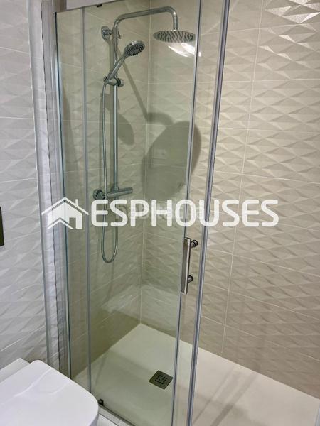 Foto a72bbe70-8025-4ca1-9797-bc8190765eca. Casa a schiera con piscina in Polop