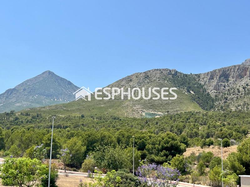 Foto c8b55216-83d9-490c-8d5a-95fb244debe2. Casa a schiera con piscina in Polop