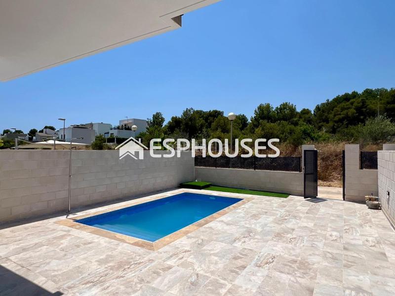 Foto d3172734-b907-4a15-80e0-8b23de01662f. Casa a schiera con piscina in Polop