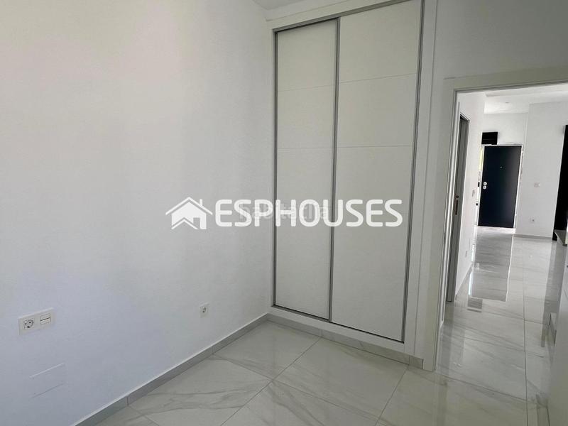 Foto e2546ea3-701e-4f9d-a505-e558f6727e8c. Casa a schiera con piscina in Polop