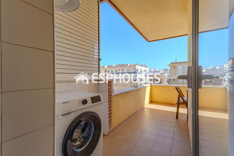 Foto 1163b15f-0827-4303-a6d2-a28e98c98459. Apartament amb aparcament piscina a Pueblo Guardamar del Segura