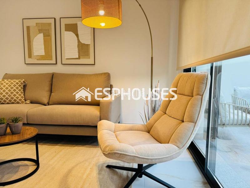 Foto 6980b96a-3f74-477f-b927-eff5843f4598. Maison avec parking piscine dans El Pinar de Campoverde Pilar de la Horadada