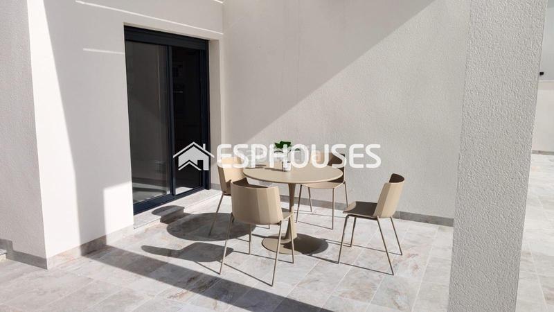 Foto f93ae325-73e3-4083-a62e-201a9e838a8a. Maison avec parking piscine dans El Pinar de Campoverde Pilar de la Horadada