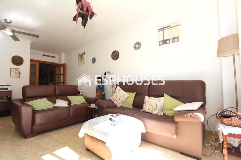 Foto 18935670-a7db-46ec-8d88-82d05c8c9a9f. Flat in Pueblo Guardamar del Segura