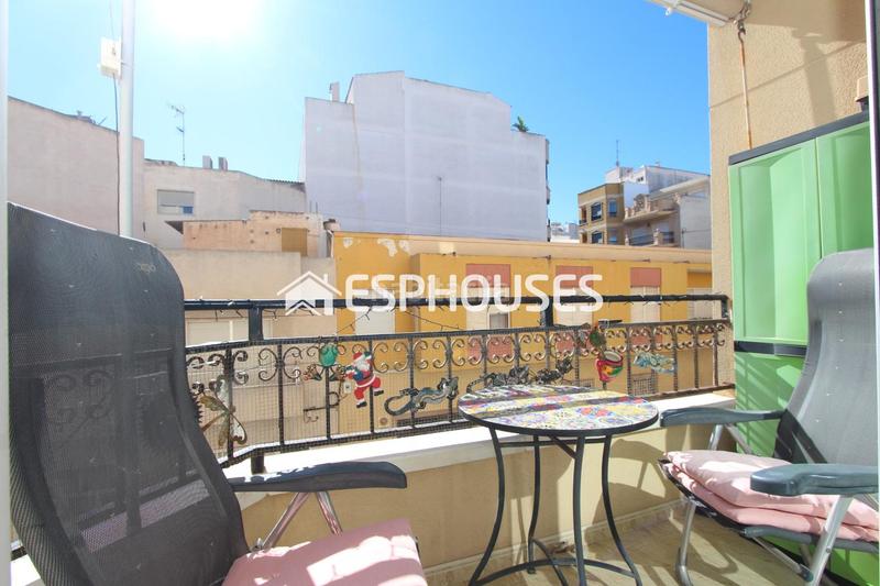 Foto cbccb712-bdbf-4955-9ce9-ccc40434c562. Flat in Pueblo Guardamar del Segura