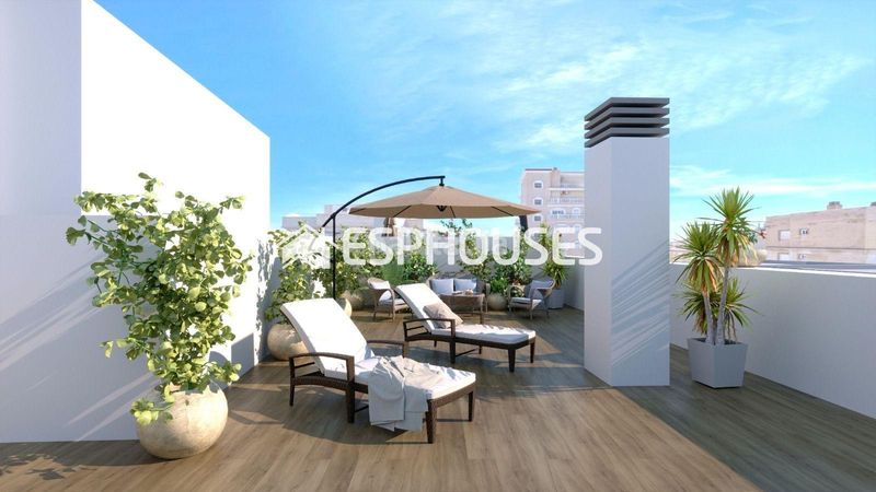 Foto 8b4cc162-9d13-40cf-9c25-86d67b7ba668. Penthouse with pool in Parque de las Naciones Torrevieja