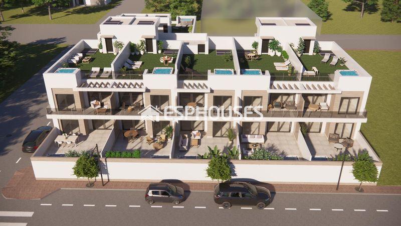 Foto 474f2385-9e0a-42d7-90c6-907c1c76e7c2. Planta baixa a Rojales