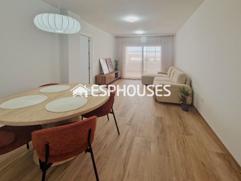 Foto a6e4cc9d-4bb9-4663-9ffd-2f4ce55c231d. Apartament amb piscina a San Fulgencio