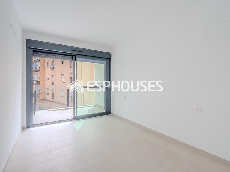 Foto 44d1aff5-af0e-4170-bd6a-124e1f99678a. Pis amb aparcament piscina a Florida Baja Alicante