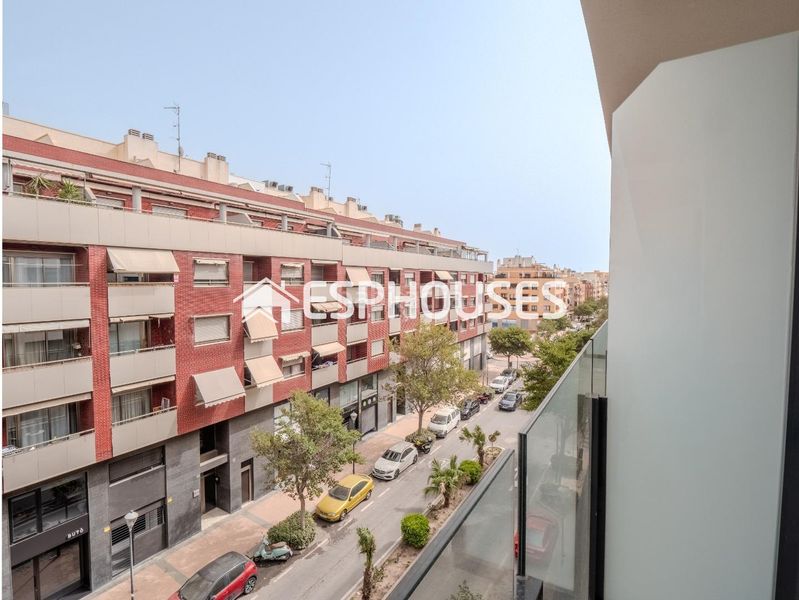 Foto 459d1e2e-7955-40e0-99f1-0321691ba5de. Pis amb aparcament piscina a Florida Baja Alicante