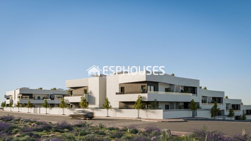 Foto b78748bd-890d-4dd6-bf40-b07746a42208. Ático apartamentos en San Miguel de Salinas