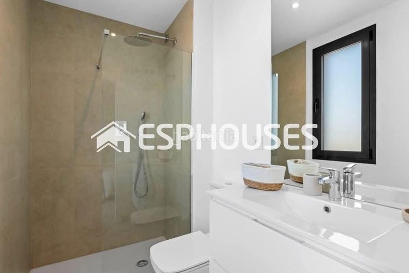 Foto 0c117366-535b-4b42-80e9-cf06a2d0bace. Ground floor with parking pool in Islas Menores-Mar de Cristal Cartagena