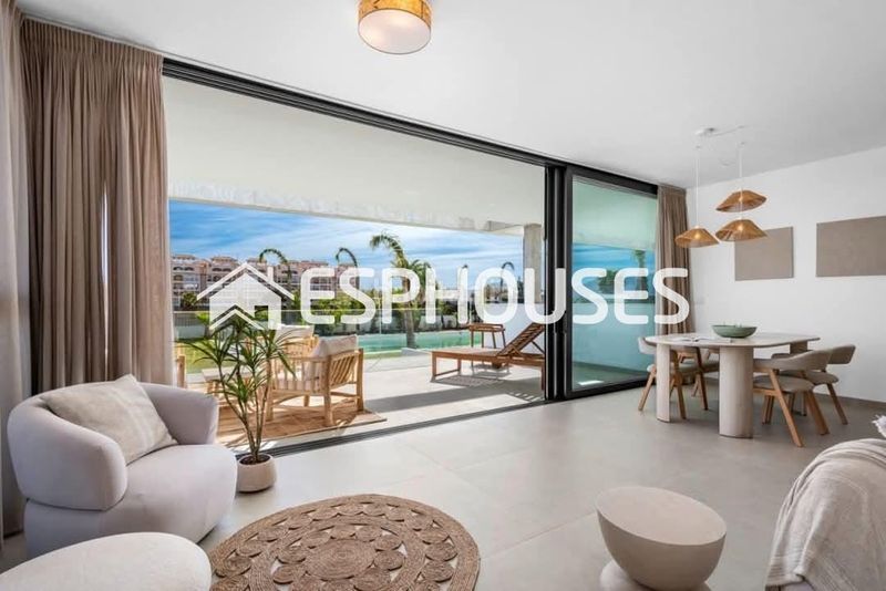 Foto 1147d1be-27fb-4021-98eb-939a82cb51b2. Ground floor with parking pool in Islas Menores-Mar de Cristal Cartagena
