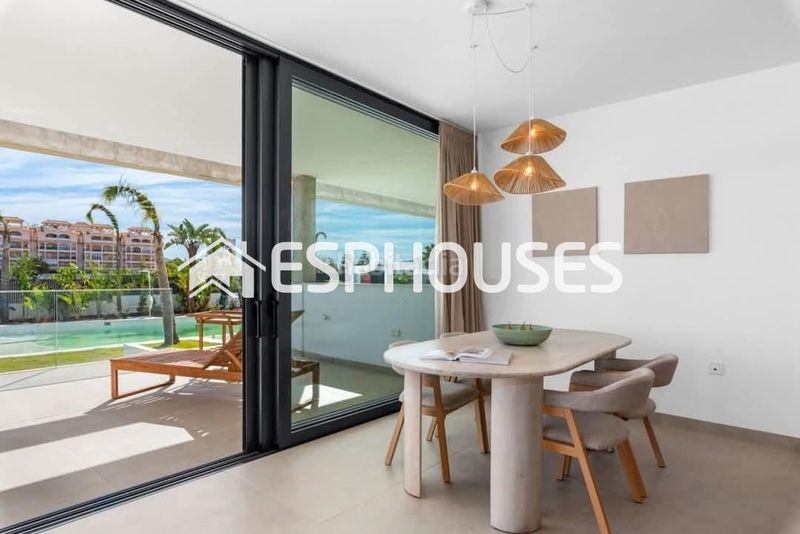 Foto cc5b3cc2-8590-408d-9e11-f23a4b523c1c. Ground floor with parking pool in Islas Menores-Mar de Cristal Cartagena