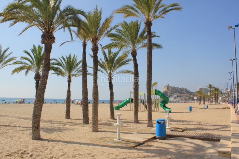 Foto 01b93506-6b81-4154-9d0e-7b352e2c3e6a. Pis amb calefacció aparcament piscina a Via Parque Benidorm