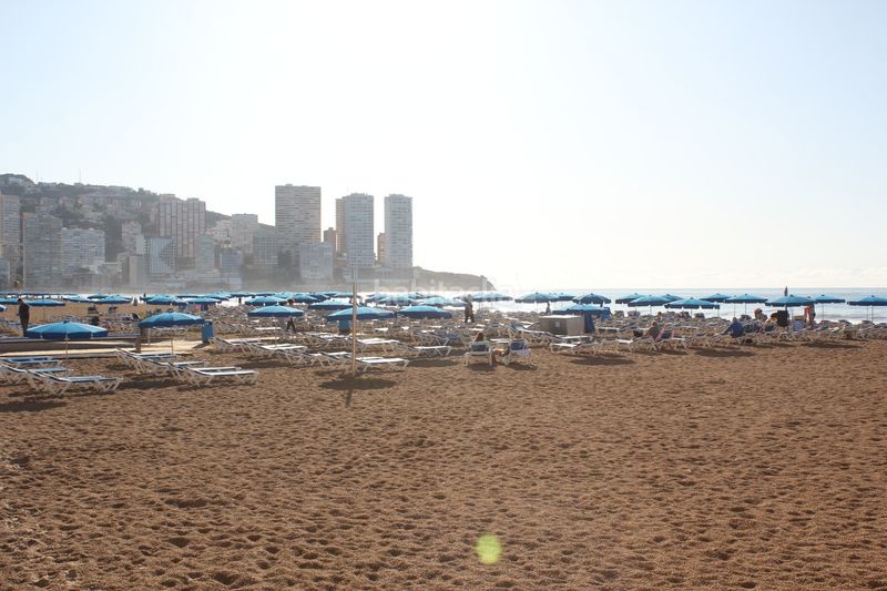 Foto 12784132-75b8-40c0-9342-ea1bb2baa581. Pis amb calefacció aparcament piscina a Via Parque Benidorm