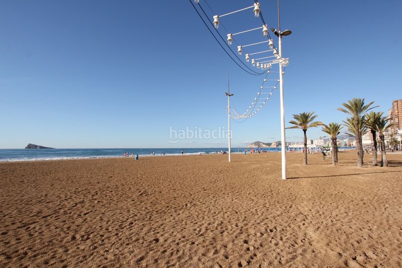 Foto 4fb6d810-8bbe-4f45-845a-fb286cc97a5a. Pis amb calefacció aparcament piscina a Via Parque Benidorm