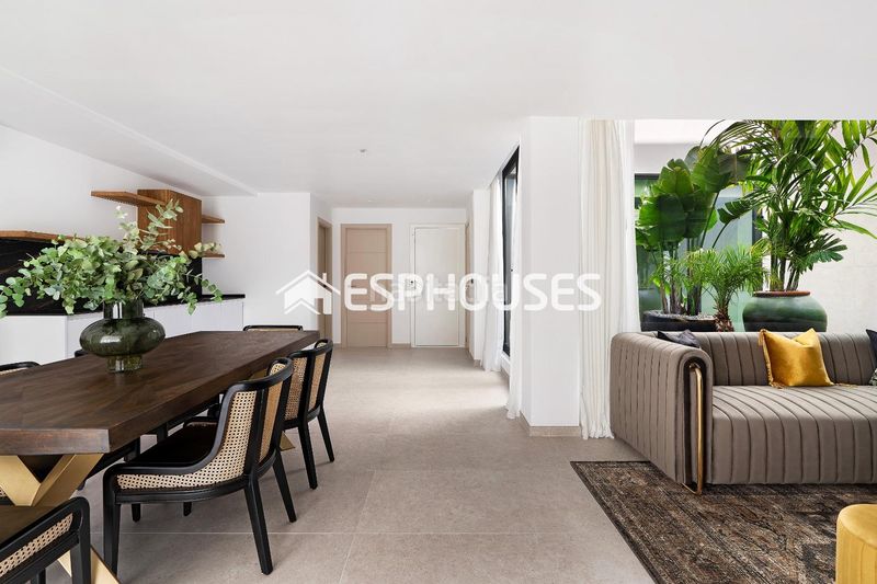 Foto 13e229b9-7930-4f9f-94da-b1e6d256d01a. Casa amb aparcament piscina a Varadero Nucia (la)