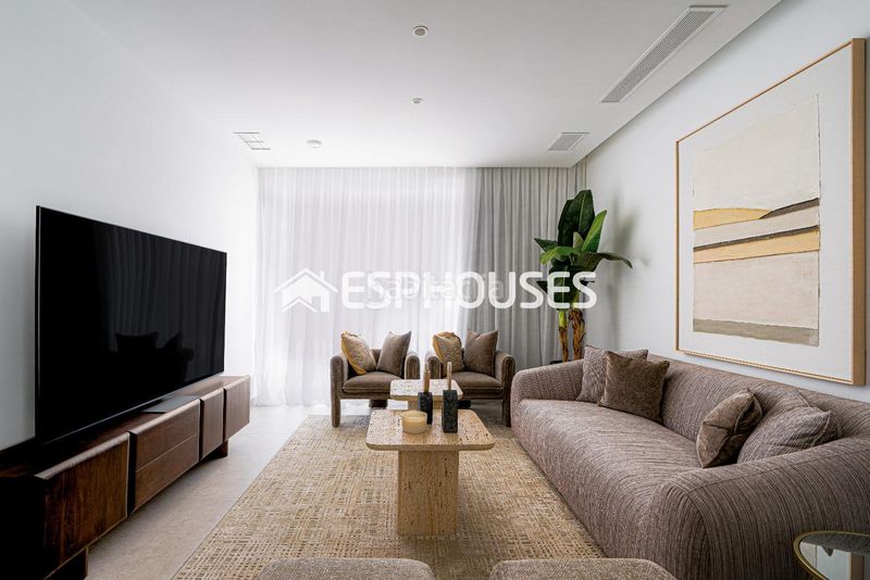 Foto 312ddb5d-4c1d-4aa4-acf0-e27e5cce271e. Casa amb aparcament piscina a Varadero Nucia (la)