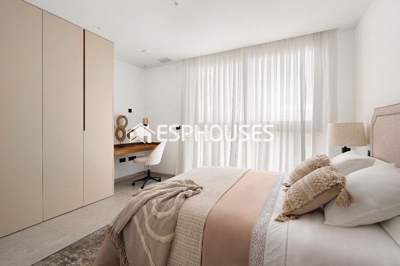 Foto 6b073d7f-6ba8-44d3-91b3-16e97ca50e34. Casa amb aparcament piscina a Varadero Nucia (la)