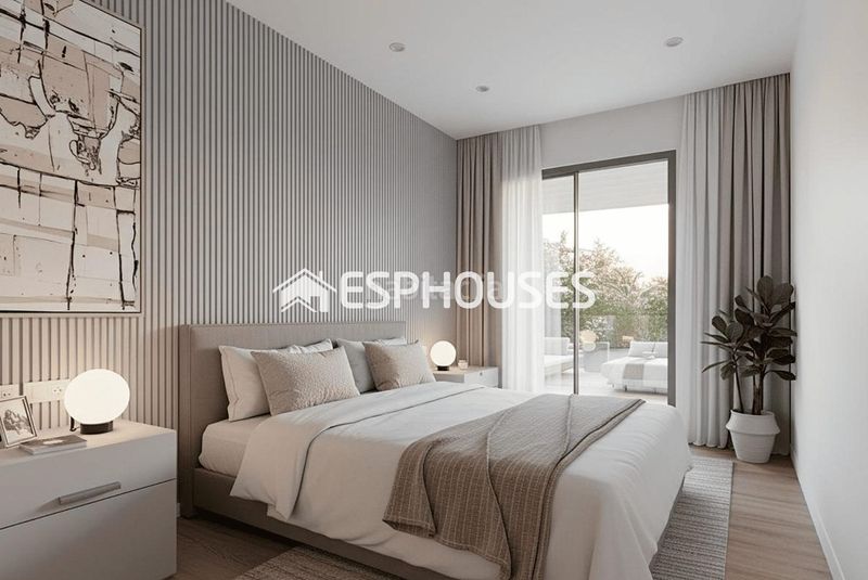 Foto ff937fd5-8da0-4282-bcba-736ffba7a879. Àtic amb aparcament piscina a Centro Alcázares (Los)