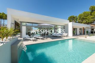 Casa en El Pinar de Campoverde. Pequeña promoción de 5 villas de lujo en parcelas de 800 m en pi