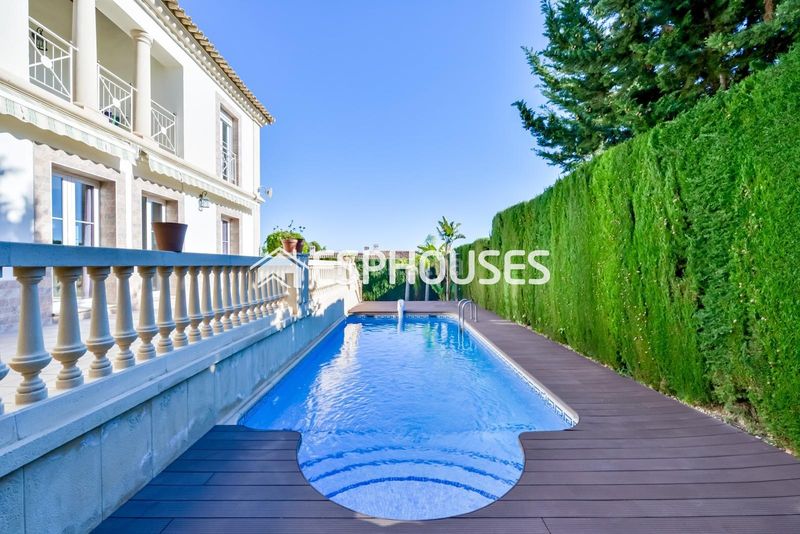 Foto bdc5d65b-0a51-4e5f-8656-75a882181109. Casa amb calefacció aparcament piscina a Oliva playa Oliva