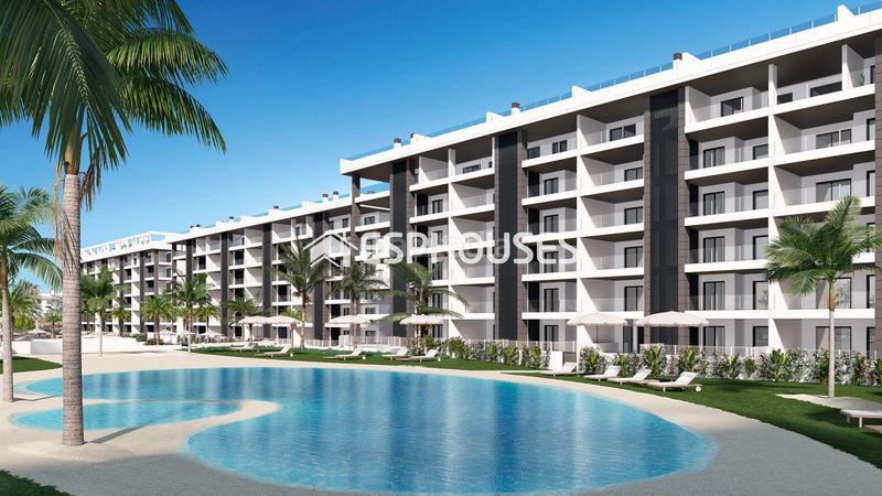 Foto 19ca1c21-1fed-41aa-9b23-16e9cceb27b3. Planta baixa amb aparcament piscina a Torreblanca Torrevieja