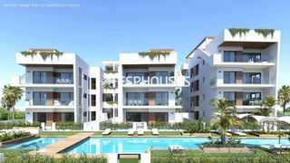 Apartamento en Centro. Apartamentos en los alcázares a 1000 m de la playa