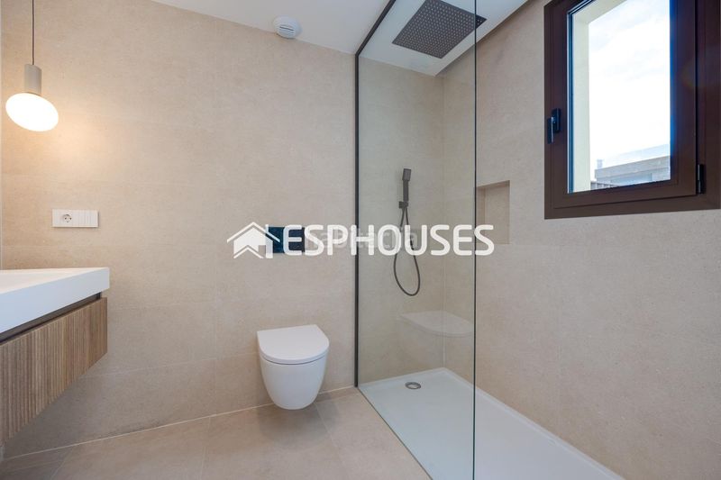 Foto f22f373a-2bad-4a18-98a0-62ac36ec744f. Casa amb aparcament piscina a Bonalba-Cotoveta Mutxamel