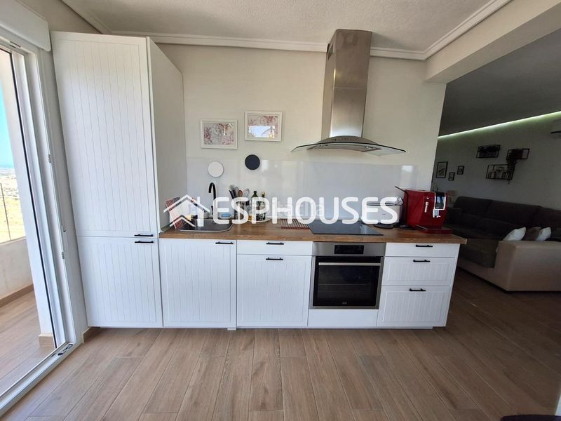 Foto 0ff6ba55-2723-4699-a135-256f2a7a7d9e. Apartament amb aparcament piscina a Centro Rojales