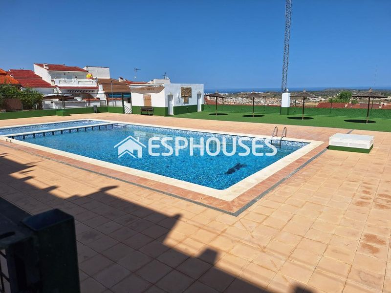 Foto 323f649a-e849-473f-9ef5-ba7a7329932f. Apartament amb aparcament piscina a Centro Rojales