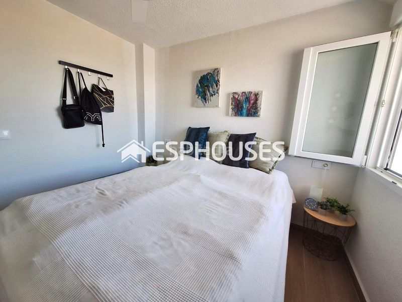 Foto 99db1a14-c312-4d35-aeca-c4af875154b4. Apartament amb aparcament piscina a Centro Rojales